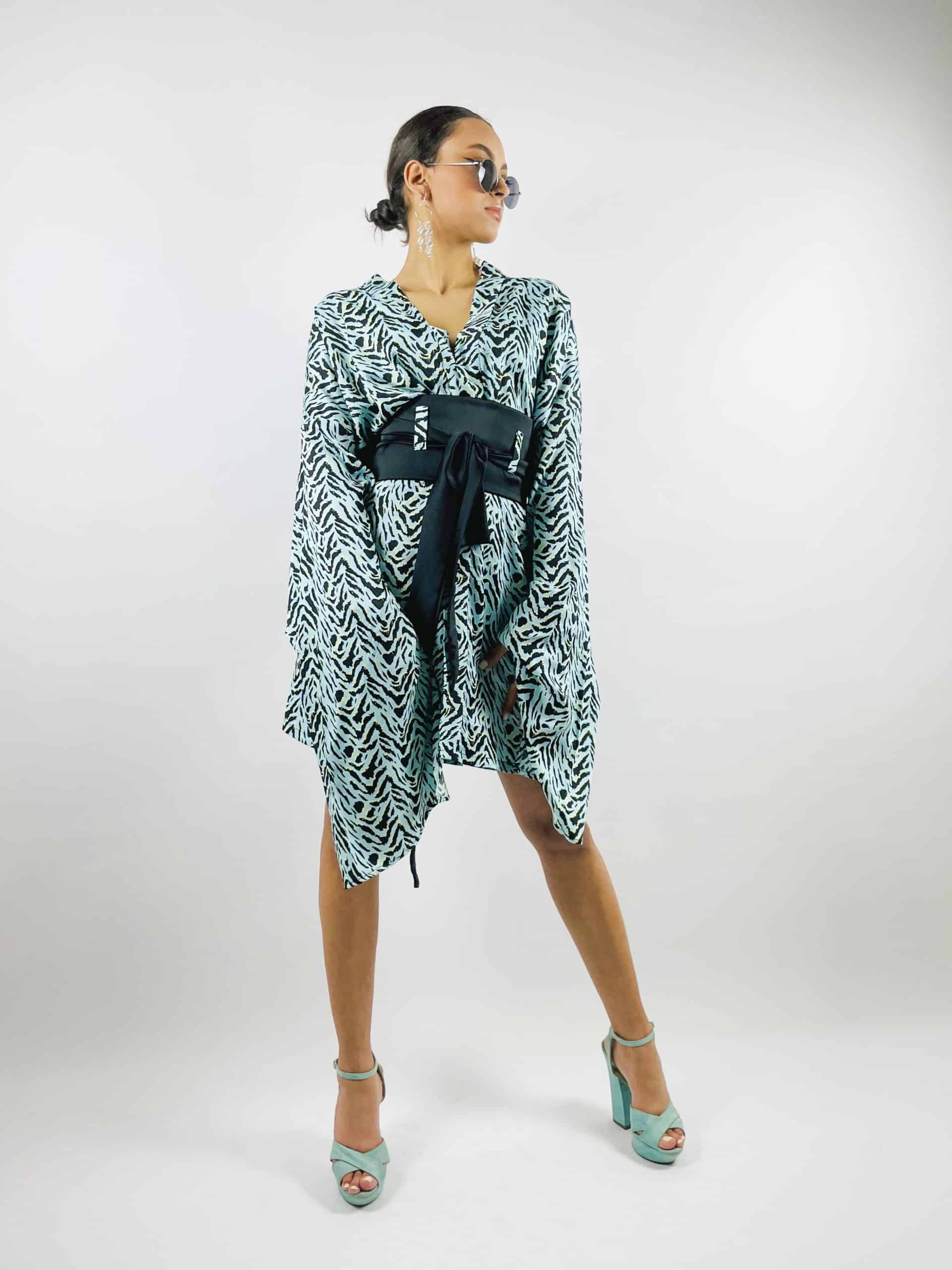 bleue zebra kimono with extra large belt
